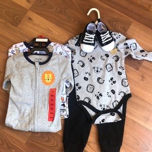 NWT baby clothing set 6-9M and 9M